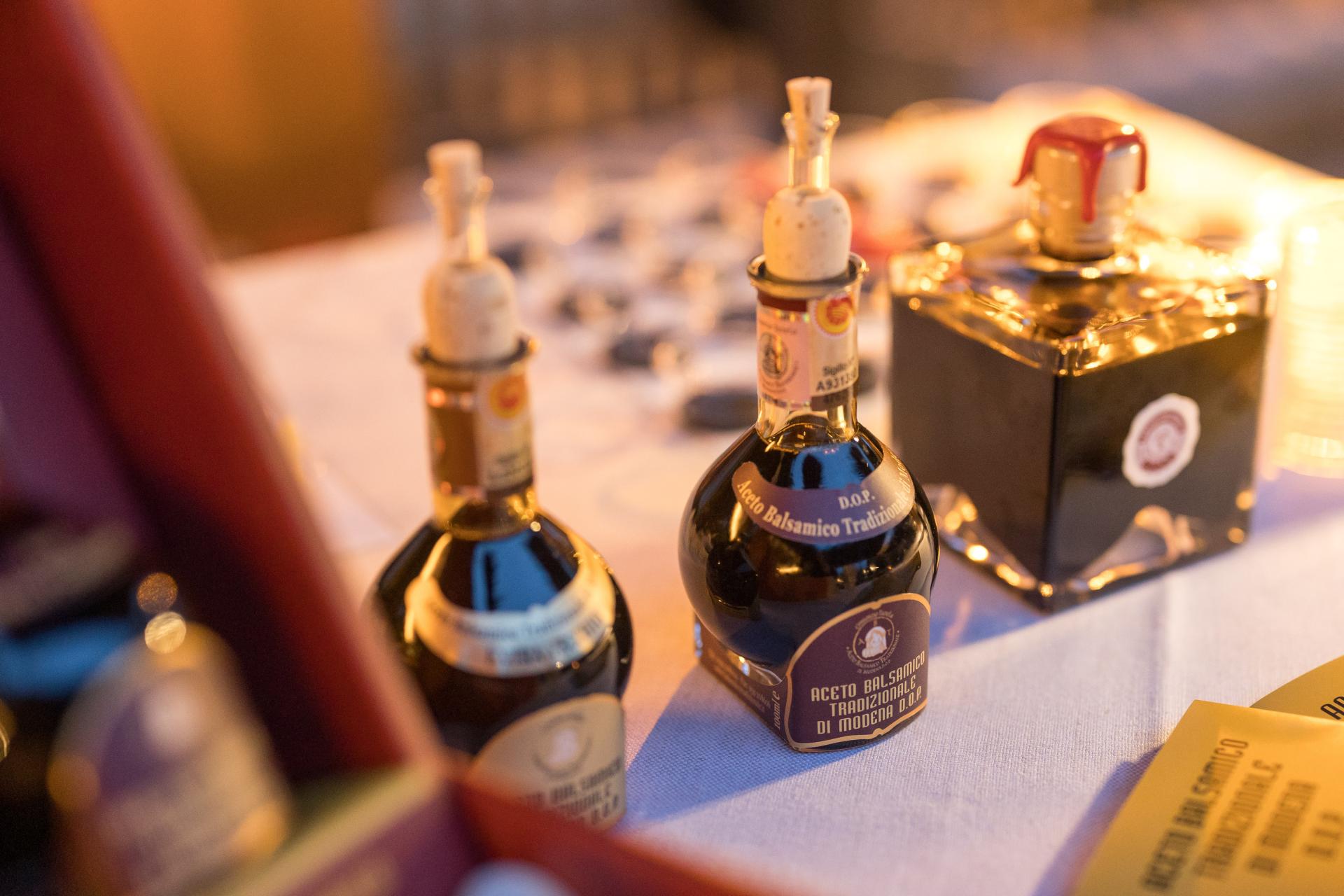 Aceto Balsamico Tradizionale di Modena foto di Anna Pollonara